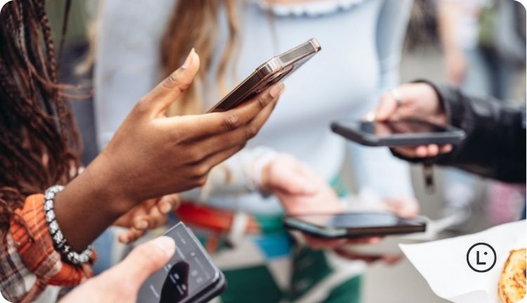 Translation Tools for Social Media - Lara Translate